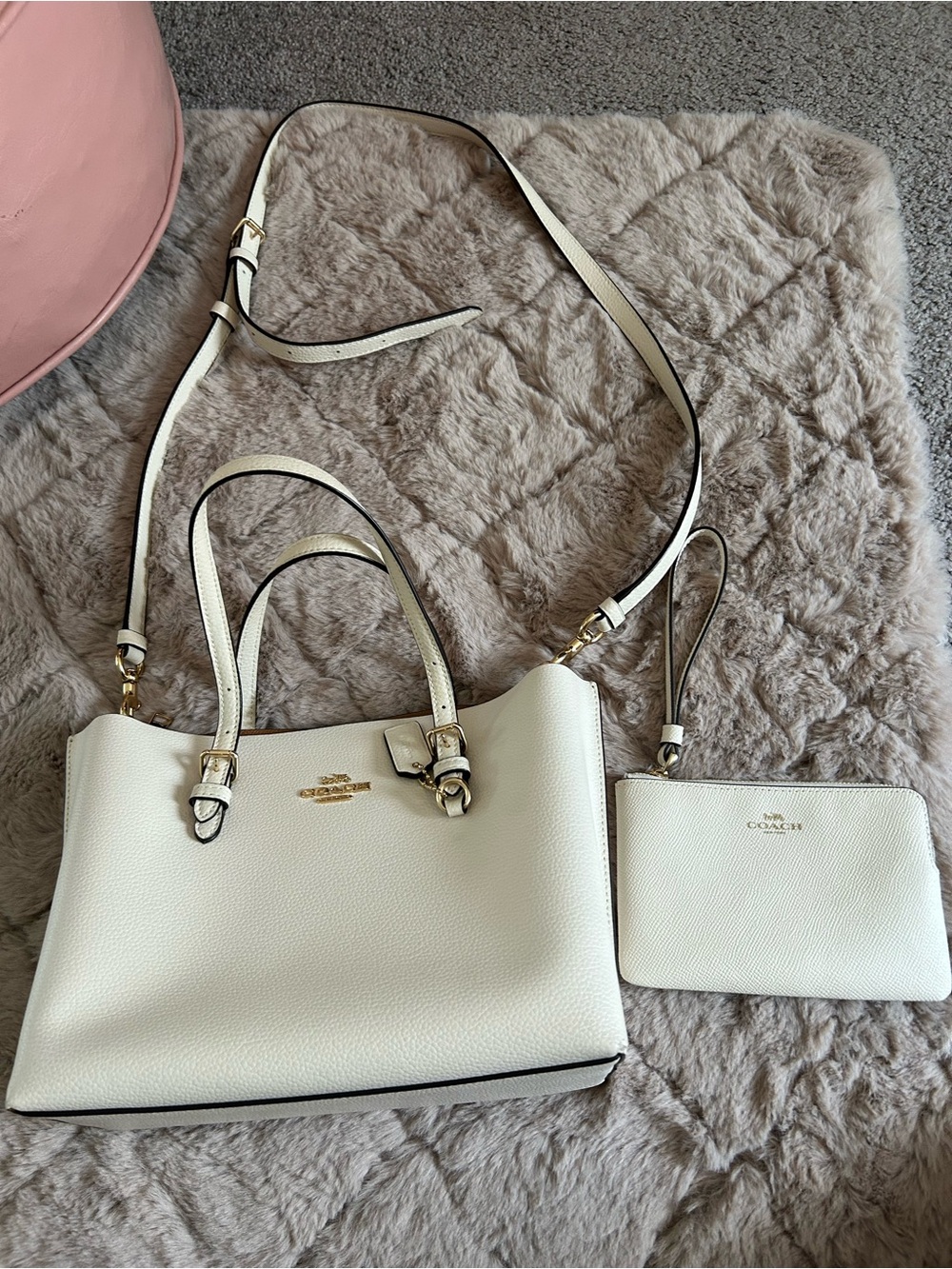Brand new Coach White Pebbled Leather Tote with Gold Hardware and Wristlet - Picture 10 of 16